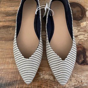 Gap NWT Navy Blue/Cream Striped Flats